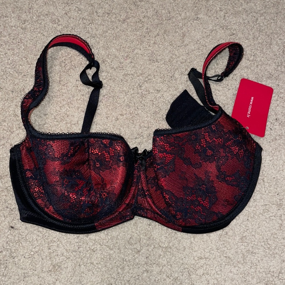 Black and red lacy underwire bra
